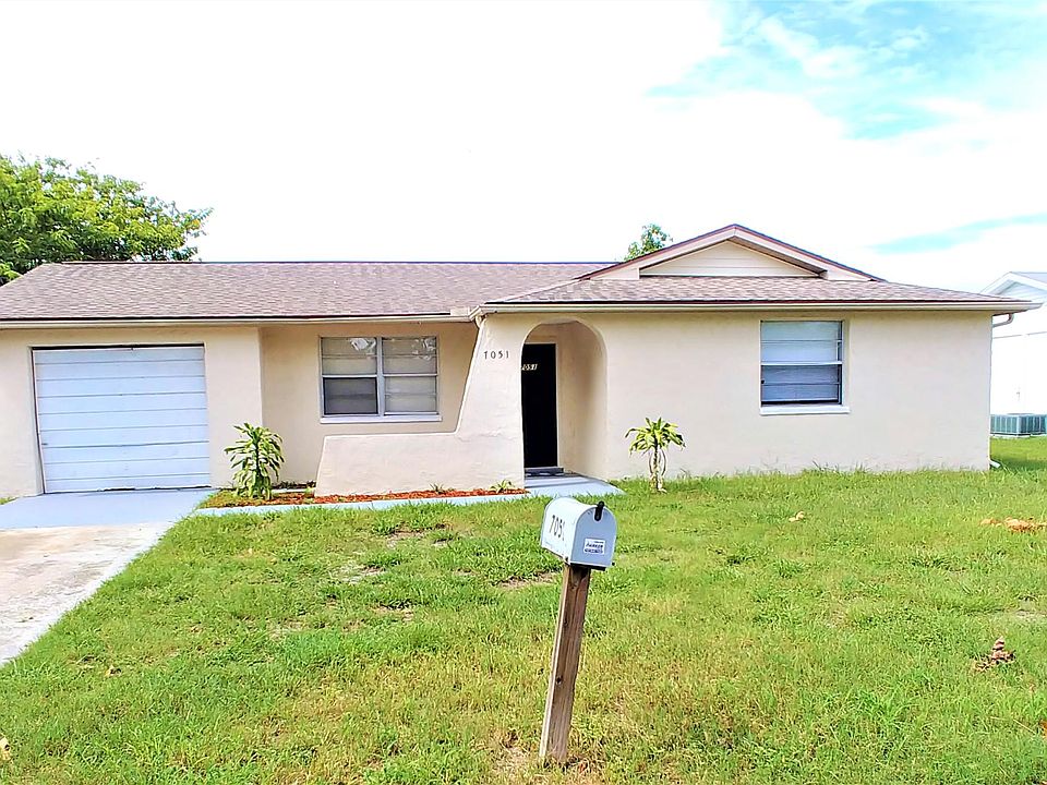 1st image of 7051 Sandalwood Dr