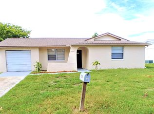 7051 Sandalwood Dr, Port Richey, FL 34668