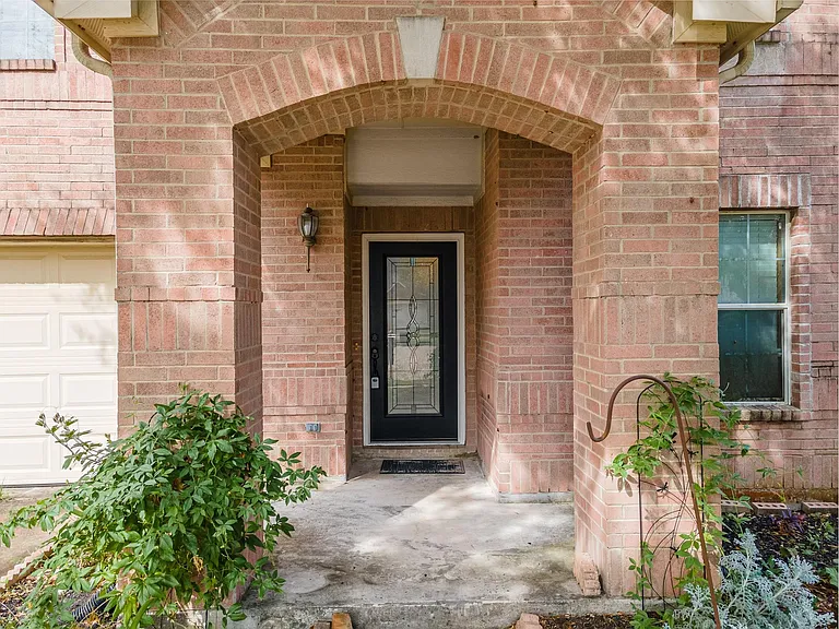 7911 Forest Stone St — Photo 2