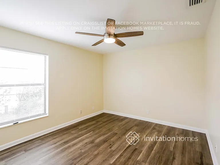 5166 NW 99th Way — Photo 11