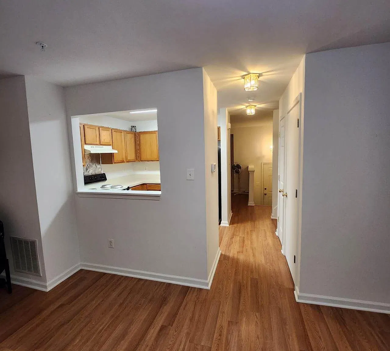 3 bed, 2.5 bath, 1648 sqft, $2,700 — Photo 4
