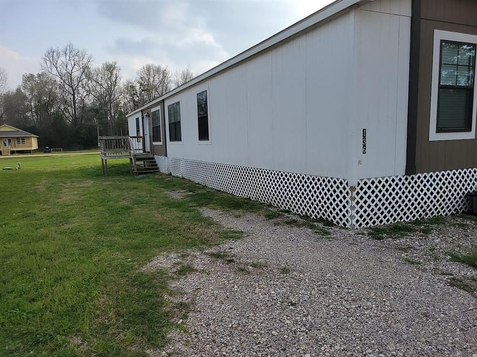 1st image of 136 Wood Fern Dr