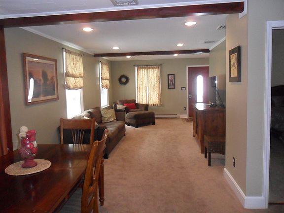 Wonderful open concept floor plan!