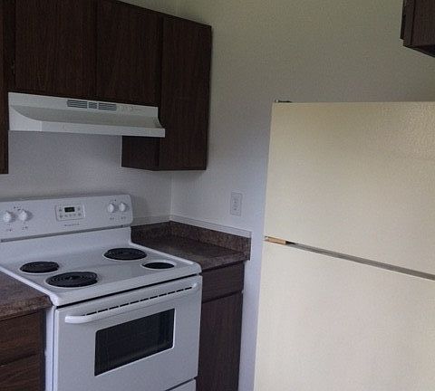2nd image of 1115 12th Ave NW