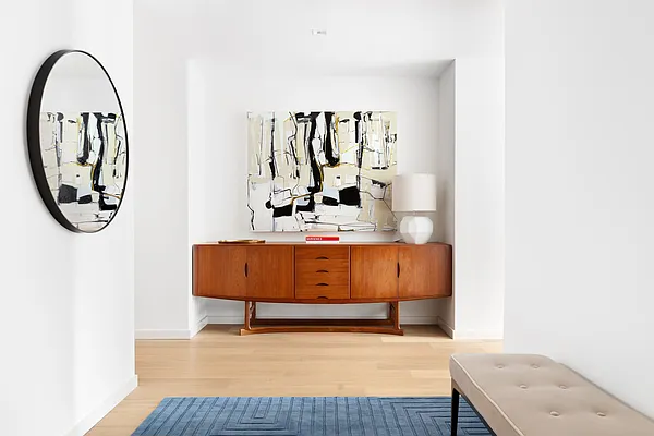 Sold by Compass | media 22