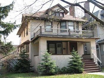 1st image of 1517 W Birchwood Ave