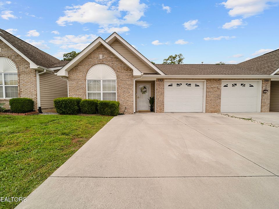 1st image of 733 Graham Way