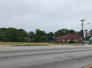605 Montague Ave, Greenwood, SC 29649