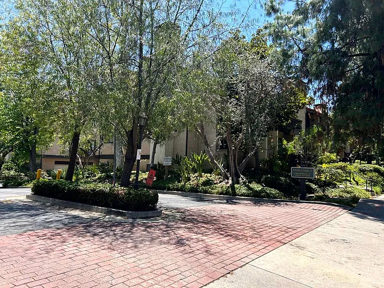 21820 Marylee St #234 — Photo 57