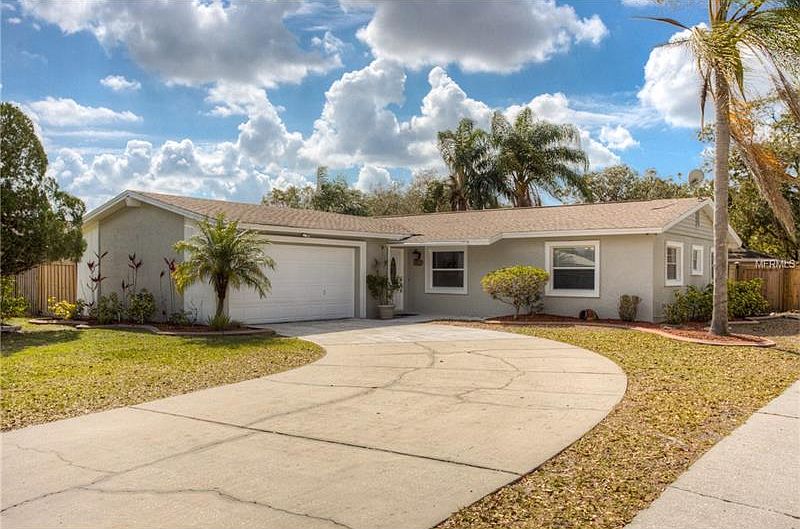 1st image of 612 Tangerine Dr