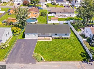 428 Tiller Ave, Beachwood, NJ 08722