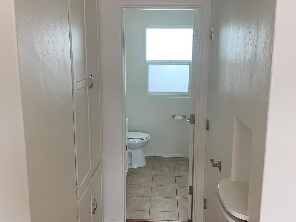 1st image of 3242 Bayside Ln