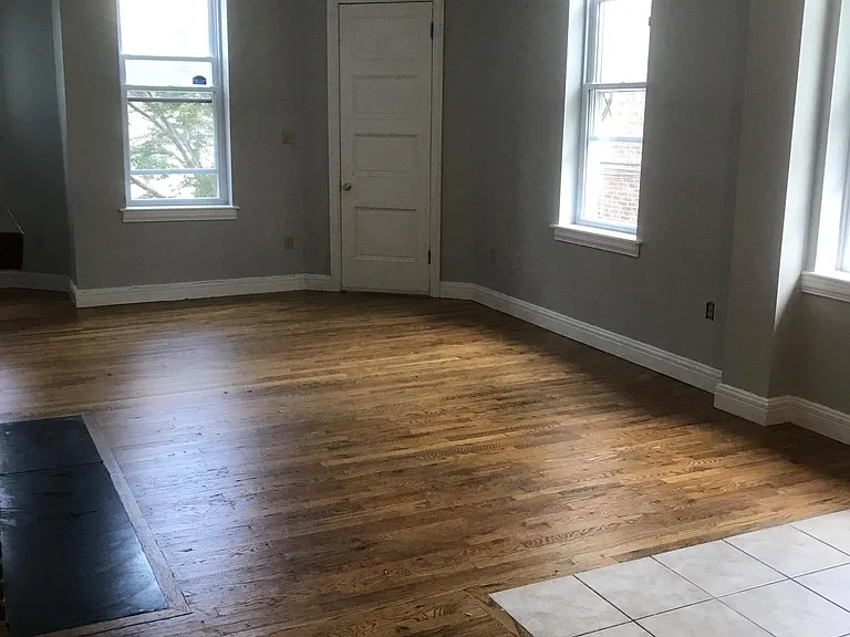 1601 Wallace St #4 — Photo 6