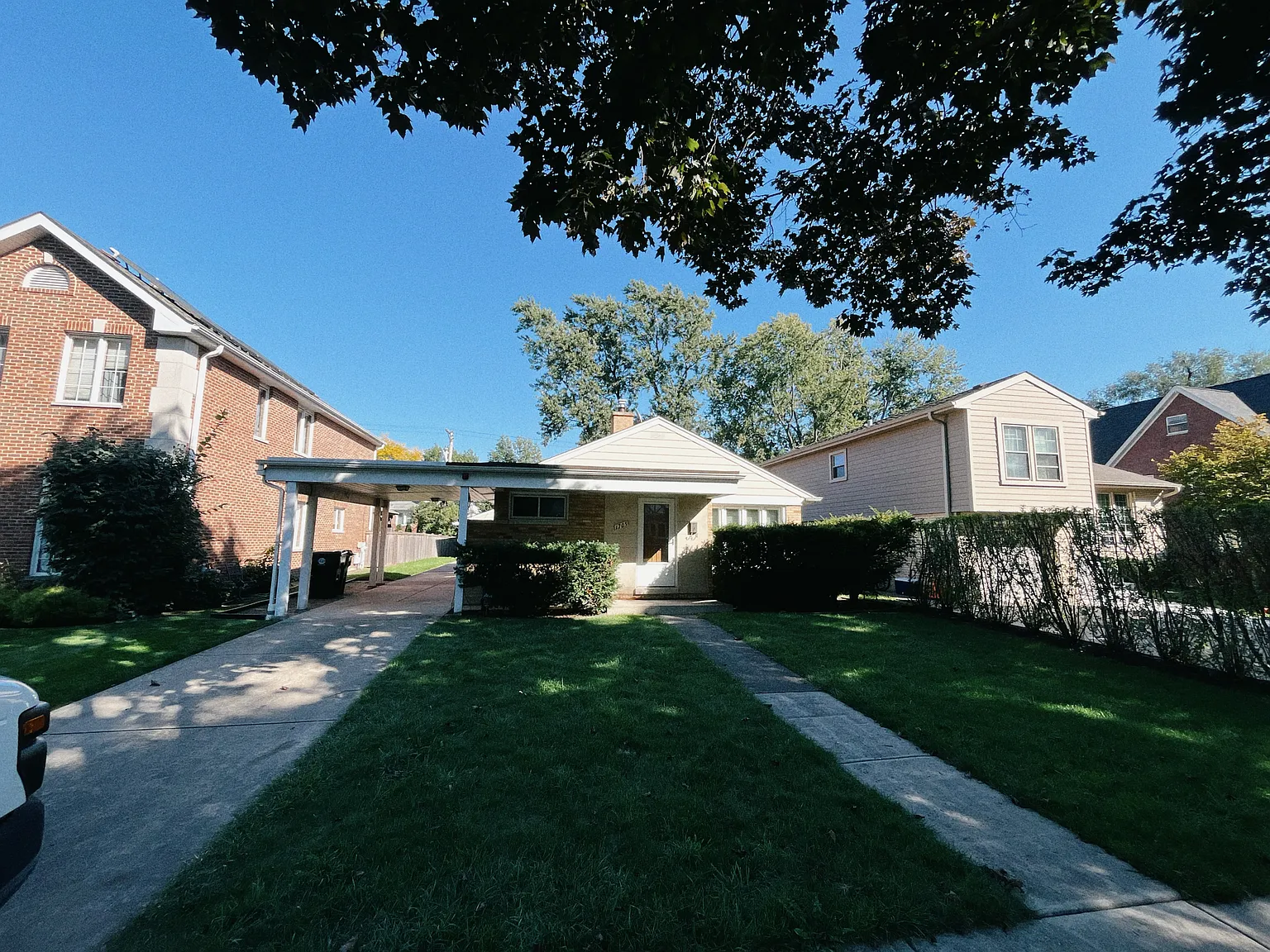 2 bed, 1155 sqft, $3,000 — Photo 1