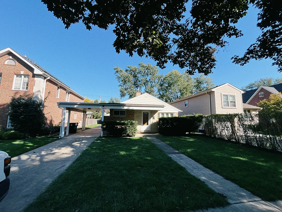 1705 S Ashland Ave #1