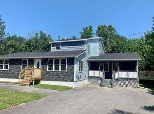 1007 Norway Rd, Glenburn, ME 04401