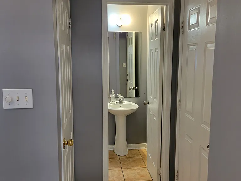 3784 Forest Bluff Cres — Photo 4