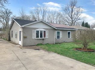 343 Maple St, Crown Point, IN 46307