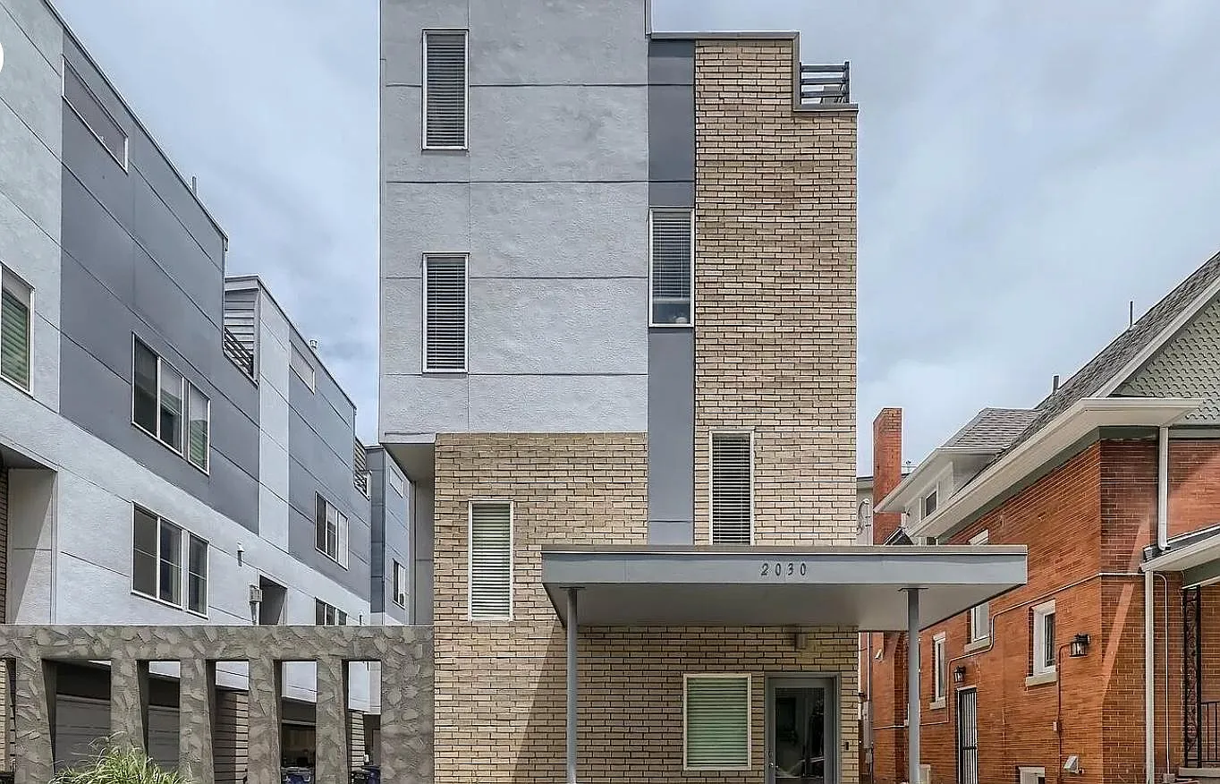 2034 N High St — Photo 2