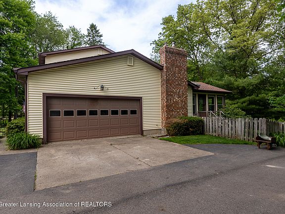 3rd image of 12465 Forest Meadow Dr