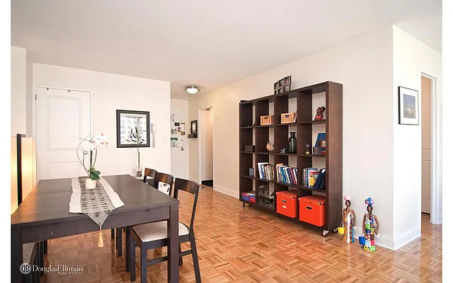 Rented by Douglas Elliman | media 20