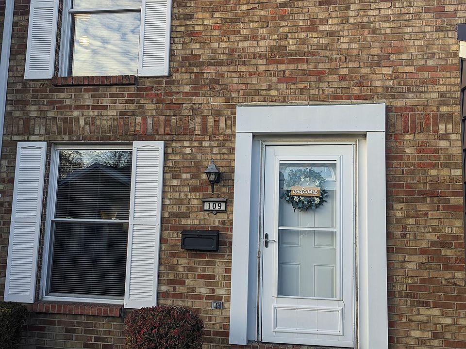 1st image of 109 Freedom Ct