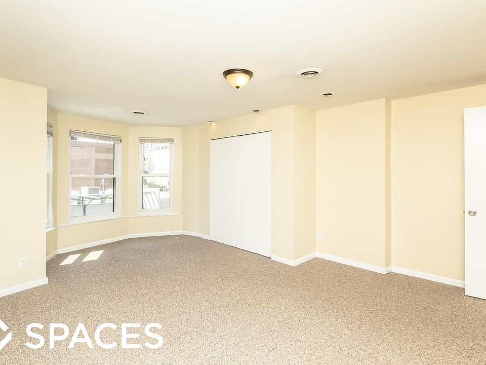 1st image of 1131 N State St #4C_SRE