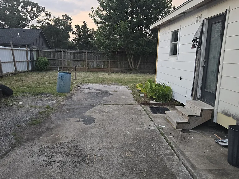 6209 S Acres Dr #1 — Photo 36