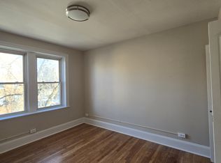 4416 N Whipple St #1E, Chicago, IL 60625