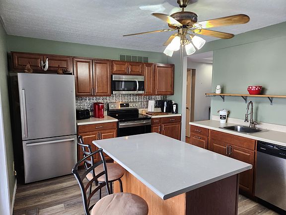 5th image of 7733 Arrow Wood Dr