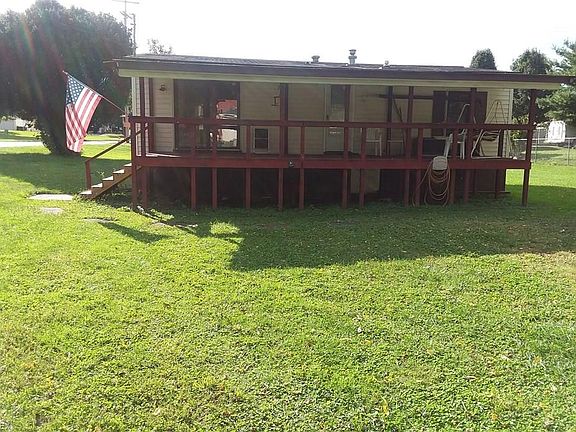 2nd image of 312 6th St
