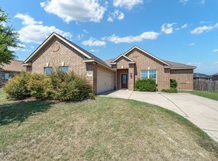 406 Lake St, Red Oak, TX 75154