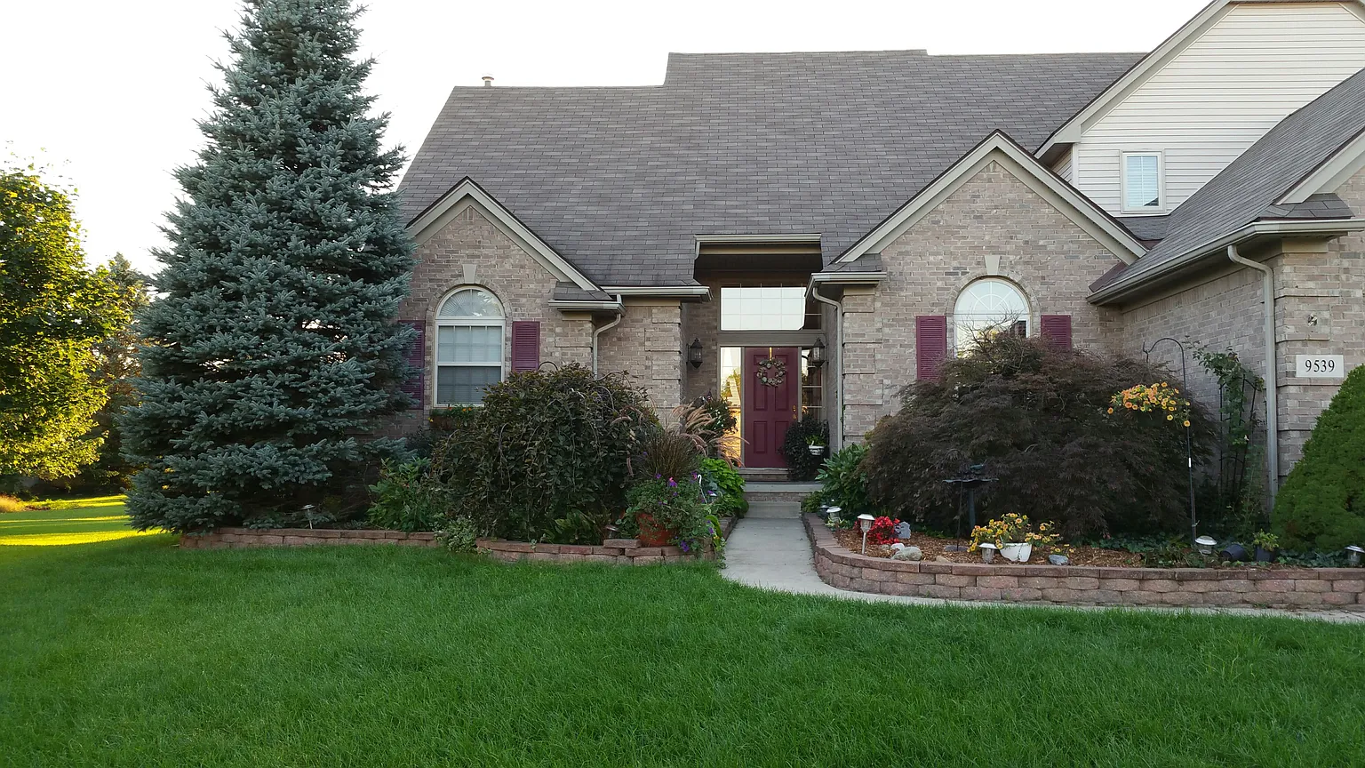 9539 Wellington Ct photo 1