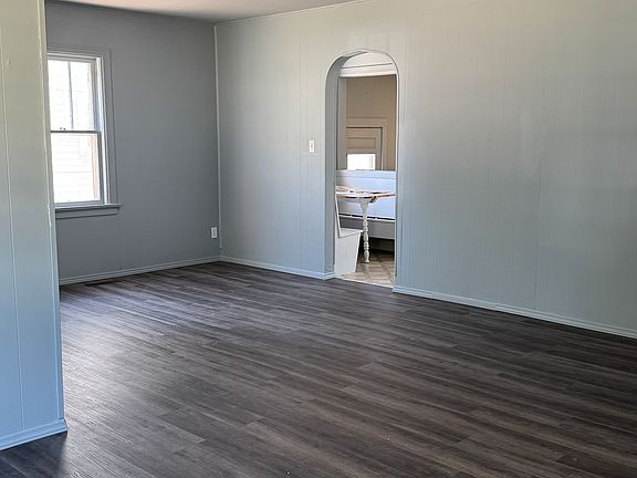 4th image of 1527 N Woodland Ave