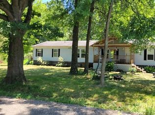 6514 Amy Boyle Rd, Brookfield, OH 44403