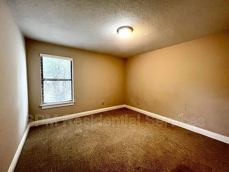 724 Azalea Dr #447 — Photo 8