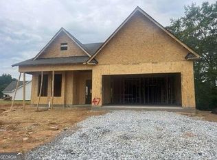 717 Kestrel Dr, Loganville, GA 30052