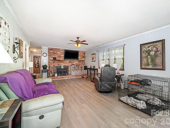 5th image of 2415 Heavner Rd