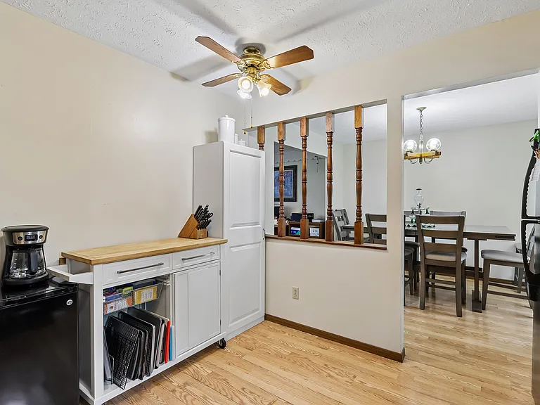 4702 Alger Rd — Photo 17