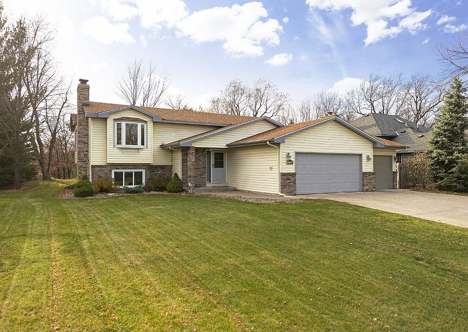 1st image of 13584 Hidden Creek Dr NW