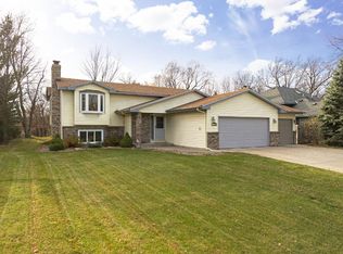 13584 Hidden Creek Dr NW, Andover, MN 55304