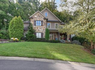 2859 Highland Grove Dr, Gray, TN 37615