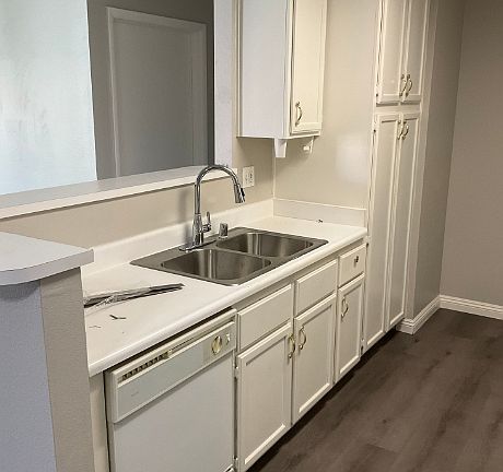 5th image of 4889 S Torrey Pines Dr Unit 206