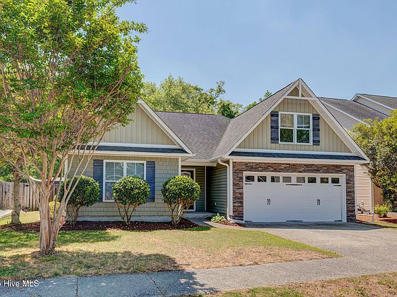 2nd image of 1316 Deer Hill Drive