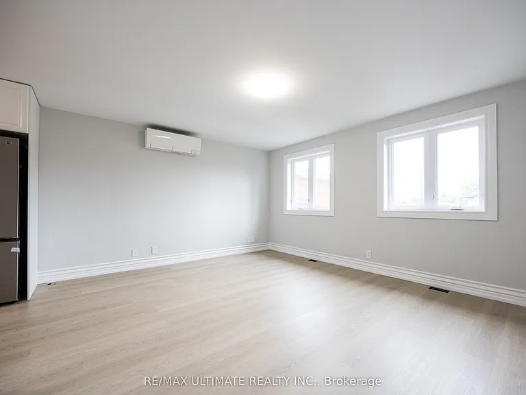 83 Burr Ave #UPPER1 — Photo 4
