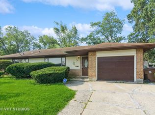 535 Lakewood Blvd, Park Forest, IL