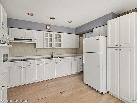 4th image of 3503 Minton Rd