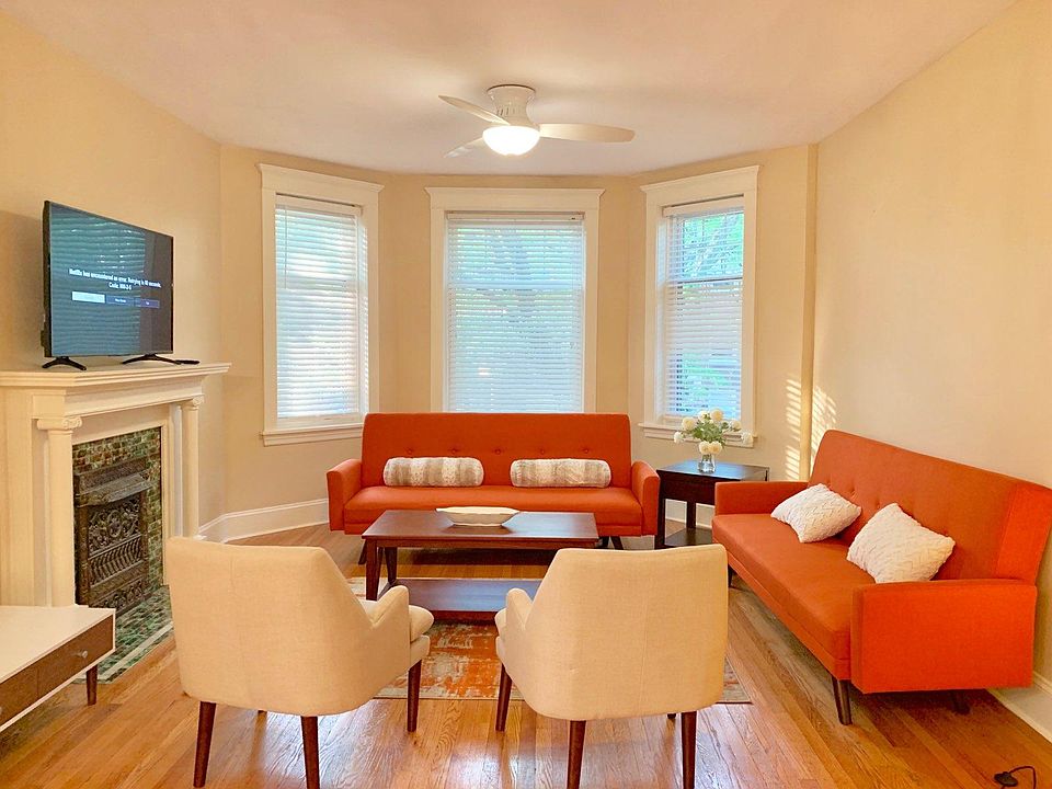 1st image of 1257 W Cornelia Ave #2F