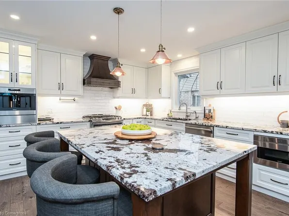 70 Erbach Cres, Wilmot, ON N3A 2K9