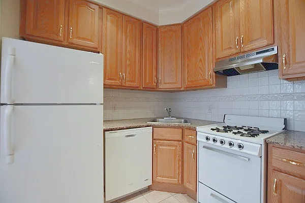 Rented by Bold New York | media 7